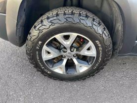 2015 JEEP CHEROKEE SUV BLACK AUTOMATIC - Auto Spot