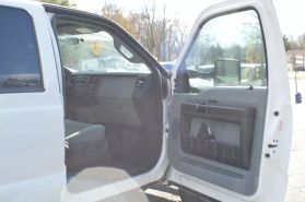 2015 Ford F350 Super Duty Crew Cab - Image 15
