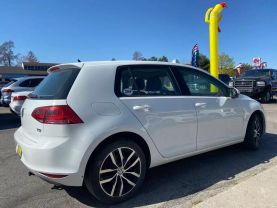2015 VOLKSWAGEN GOLF HATCHBACK 4-CYL, PZEV, 1.8T S HATCHBACK SEDAN 4D