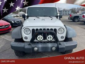 2012 Jeep Wrangler - Image 17