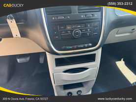 2014 CHRYSLER TOWN & COUNTRY VAN V6, 3.6 LITER TOURING MINIVAN 4D