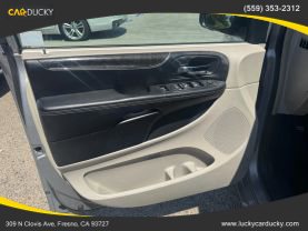 2014 CHRYSLER TOWN & COUNTRY VAN V6, 3.6 LITER TOURING MINIVAN 4D