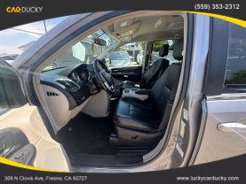 2014 CHRYSLER TOWN & COUNTRY VAN V6, 3.6 LITER TOURING MINIVAN 4D