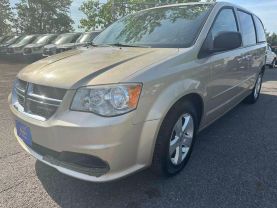 2013 DODGE GRAND CARAVAN PASSENGER PASSENGER GOLD AUTOMATIC - Auto Spot