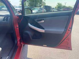 2014 TOYOTA PRIUS HATCHBACK RED AUTOMATIC - Auto Spot