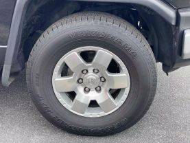 Used 2007 TOYOTA FJ CRUISER SUV V6, 4.0 LITER SPORT UTILITY 2D - LA Auto Star located in Virginia Beach, VA