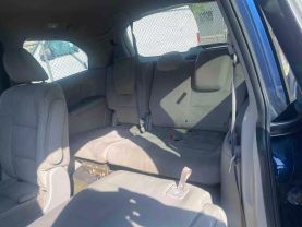 2015 HONDA ODYSSEY PASSENGER BLUE AUTOMATIC - Auto Spot