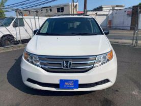 2011 HONDA ODYSSEY PASSENGER WHITE AUTOMATIC - Auto Spot