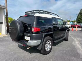 Used 2007 TOYOTA FJ CRUISER SUV V6, 4.0 LITER SPORT UTILITY 2D - LA Auto Star located in Virginia Beach, VA