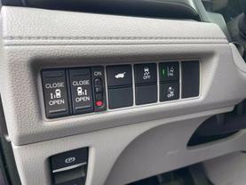 Used 2018 HONDA ODYSSEY PASSENGER V6, I-VTEC, 3.5 LITER EX-L MINIVAN 4D - LA Auto Star located in Virginia Beach, VA