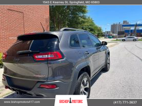 2015 JEEP CHEROKEE SUV V6, 3.2 LITER TRAILHAWK SPORT UTILITY 4D - Bishop Motors LLC in Springfield, MO, 37.24090, -93.26632