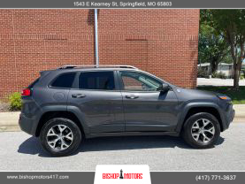 2015 JEEP CHEROKEE SUV V6, 3.2 LITER TRAILHAWK SPORT UTILITY 4D - Bishop Motors LLC in Springfield, MO, 37.24090, -93.26632
