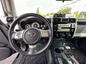 Used 2007 TOYOTA FJ CRUISER SUV V6, 4.0 LITER SPORT UTILITY 2D - LA Auto Star located in Virginia Beach, VA