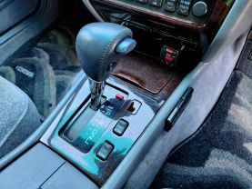 1995 TOYOTA CROWN MAJESTA SEDAN 1UZ-FE I-FOUR