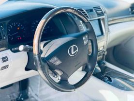 2009 LEXUS LS SEDAN V8, 4.6 LITER LS 460 SEDAN 4D