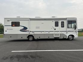 Used 2003 WINNEBAGO SIGHTSEER CLASS A - M-33L - LA Auto Star located in Virginia Beach, VA