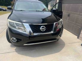 2013 Nissan Pathfinder - Image 2