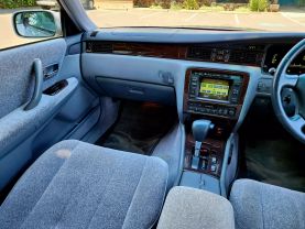 1995 TOYOTA CROWN MAJESTA SEDAN 1UZ-FE I-FOUR