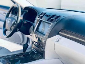 2009 LEXUS LS SEDAN V8, 4.6 LITER LS 460 SEDAN 4D