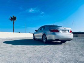 2009 LEXUS LS SEDAN V8, 4.6 LITER LS 460 SEDAN 4D