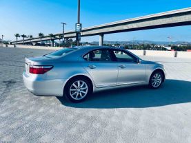 2009 LEXUS LS SEDAN V8, 4.6 LITER LS 460 SEDAN 4D