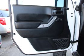 2018 Jeep Wrangler Unlimited - Image 19