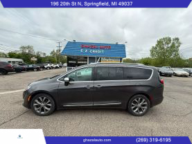 2019 Chrysler Pacifica - Image 1