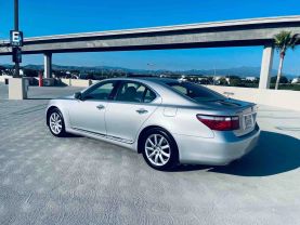 2009 LEXUS LS SEDAN V8, 4.6 LITER LS 460 SEDAN 4D