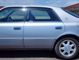 1995 TOYOTA CROWN MAJESTA SEDAN 1UZ-FE I-FOUR
