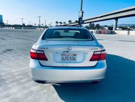 2009 LEXUS LS SEDAN V8, 4.6 LITER LS 460 SEDAN 4D