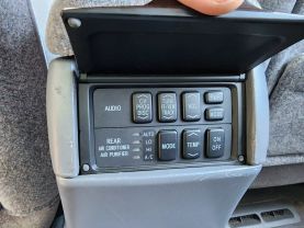 1995 TOYOTA CROWN MAJESTA SEDAN 1UZ-FE I-FOUR