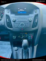 2017 FORD FOCUS HATCHBACK 4-CYL, FLEX FUEL, 2.0L SE HATCHBACK 4D