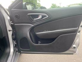 2015 CHRYSLER 200 SEDAN SILVER AUTOMATIC - Auto Spot