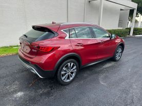 2017 INFINITI QX30 SUV 4-CYL, TURBO, 2.0 LITER LUXURY SPORT UTILITY 4D