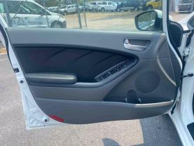 2017 KIA FORTE SEDAN WHITE AUTOMATIC - Auto Spot