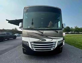 Used 2014 THOR MOTOR COACH MIRAMAR CLASS A - 34.1 - LA Auto Star located in Virginia Beach, VA