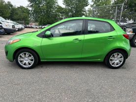 2012 MAZDA MAZDA2 HATCHBACK GREEN MANUAL - Auto Spot