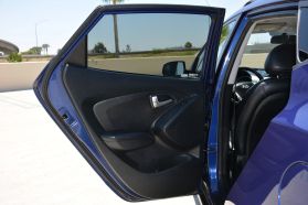 2010 HYUNDAI TUCSON SUV 4-CYL, 2.4 LITER LIMITED SPORT UTILITY 4D