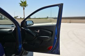 2010 HYUNDAI TUCSON SUV 4-CYL, 2.4 LITER LIMITED SPORT UTILITY 4D
