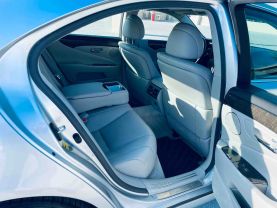 2009 LEXUS LS SEDAN V8, 4.6 LITER LS 460 SEDAN 4D