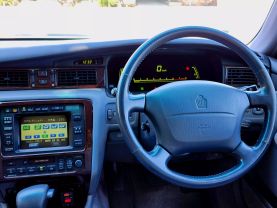 1995 TOYOTA CROWN MAJESTA SEDAN 1UZ-FE I-FOUR