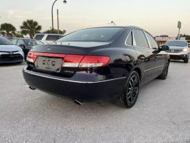 2006 HYUNDAI AZERA SEDAN - AUTOMATIC -  V & B Auto Sales