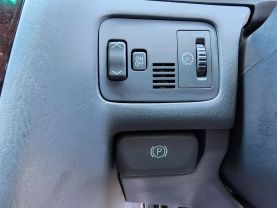 1995 TOYOTA CROWN MAJESTA SEDAN 1UZ-FE I-FOUR