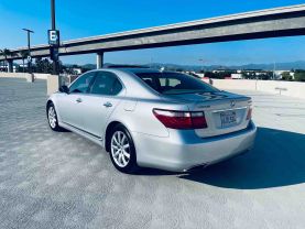 2009 LEXUS LS SEDAN V8, 4.6 LITER LS 460 SEDAN 4D