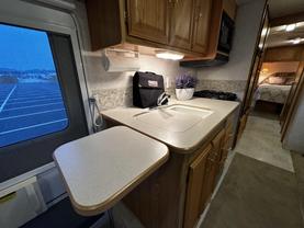 Used 2003 WINNEBAGO SIGHTSEER CLASS A - M-33L - LA Auto Star located in Virginia Beach, VA