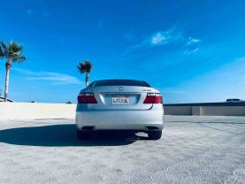 2009 LEXUS LS SEDAN V8, 4.6 LITER LS 460 SEDAN 4D