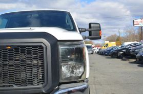 2015 Ford F350 Super Duty Crew Cab - Image 9