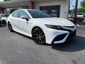 Used 2021 TOYOTA CAMRY SEDAN 4-CYL, 2.5 LITER SE SEDAN 4D - LA Auto Star located in Virginia Beach, VA