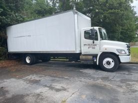 2015 Hino 268 - Image 3