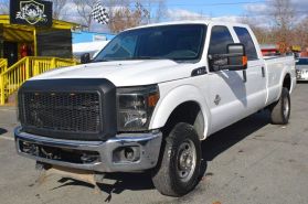 2015 Ford F350 Super Duty Crew Cab - Image 1